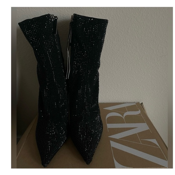 ‼️WOW‼️Zara - STUNNING‼️Rhinestone high heel ankle boot🤩 - Picture 10 of 11